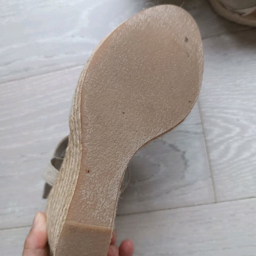 Vidorreta shoes like new, suede wedge sandals size 38
