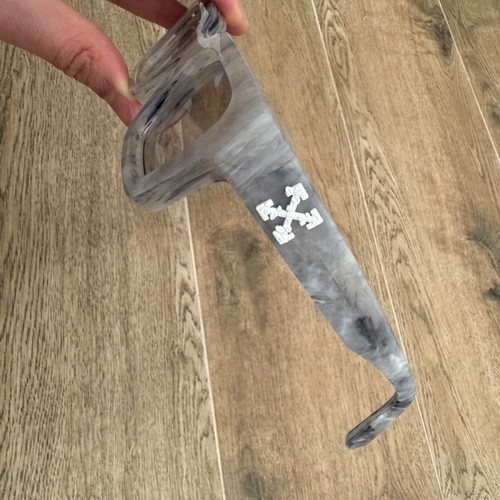 Off White marble sunglasses like new with box and case