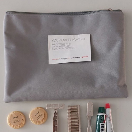 Collectible Lufthansa Group Overnight Travel Kit new