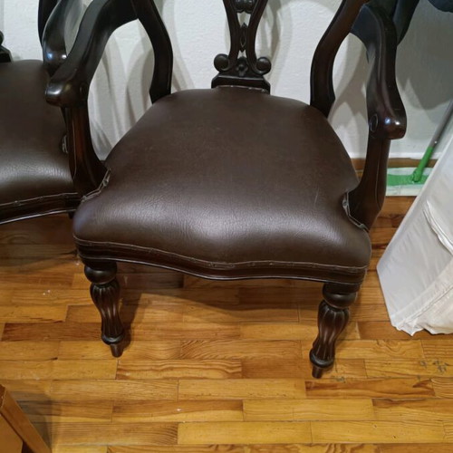 Wooden chairs with leather like new, set of 2