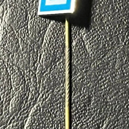 GM General Motors Collectible Pin like new