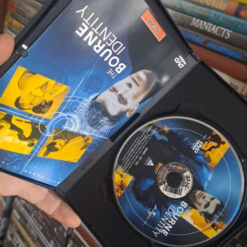 The Bourne Identity DVD used, action adventure with subtitles