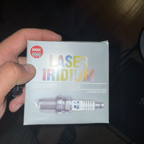 Iridium spark plugs pack of 4 new