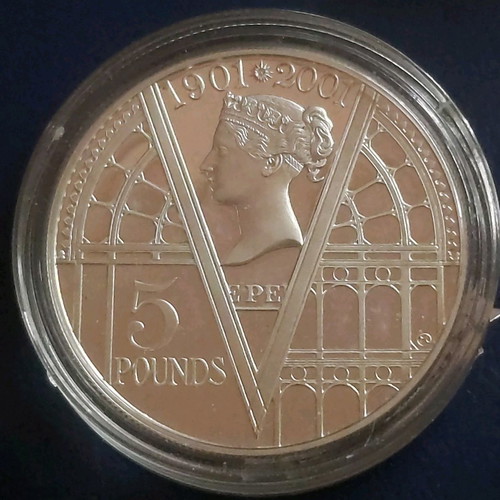 Royal Mint 3 x 5 Pound 2000/2001/2002 Elizabeth Proof Silver coins like new with case