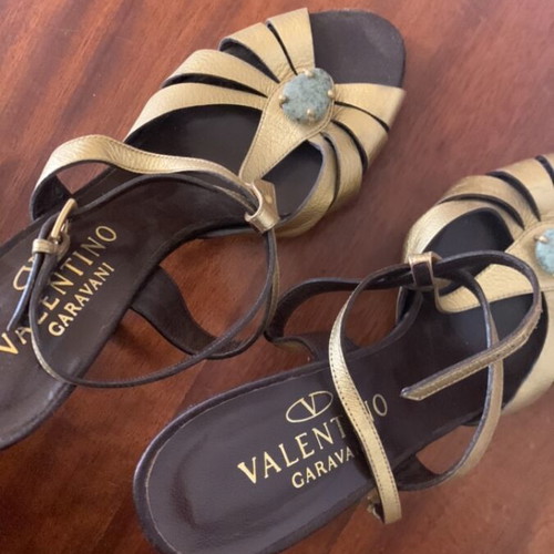Valentino Garavani leather sandals used, gold color, size 38