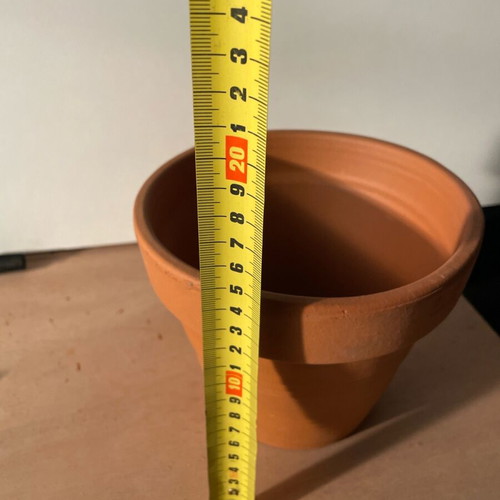Clay pot EV17 made in Italy with hole new (16.5cm diameter x 14cm height)