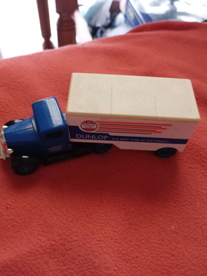 Lledo Days Gone truck with Dunlop advertising like new
