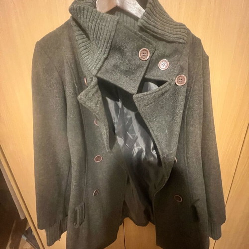 Women's coat size M gray like new