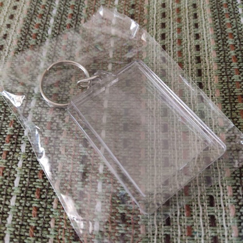 Plexiglass keychain with photo holder, transparent