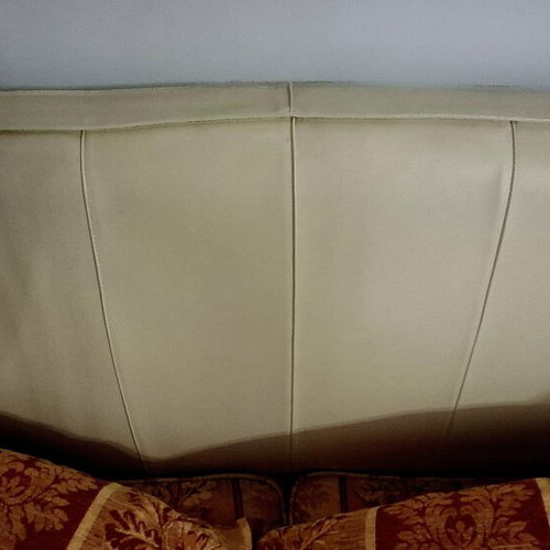 Leather sofa set 3-seater and 2-seater with washable cushions used