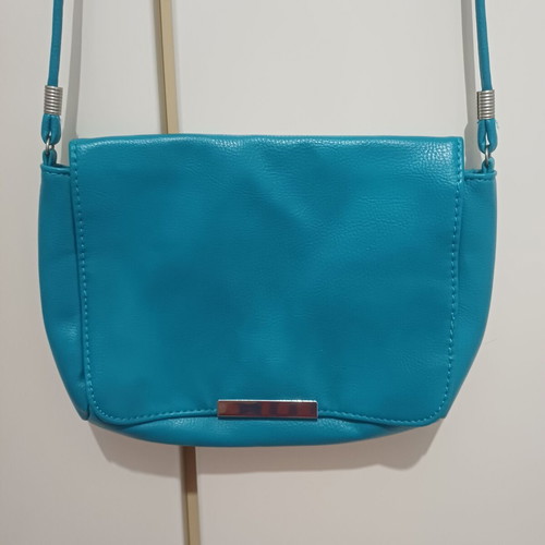Crossbody bag TerraNova like new, blue turquoise