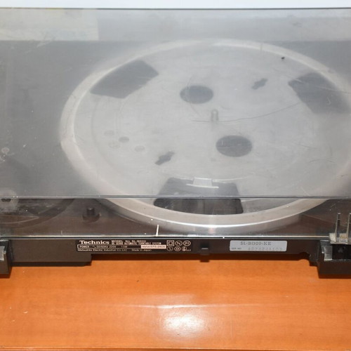 Technics SL-BD20 turntables used for spare parts, set of 2