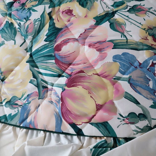 American double quilt 180 percale, reversible floral design new