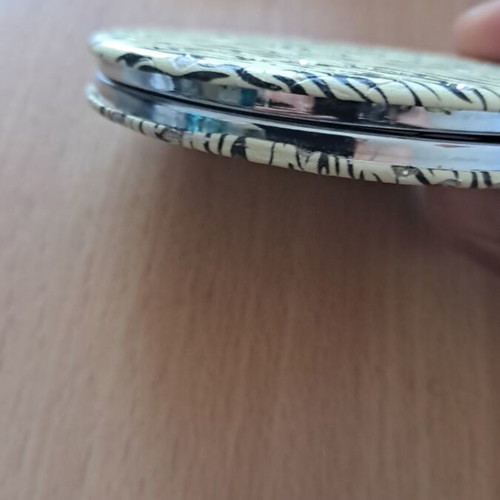 Pocket mirror like new