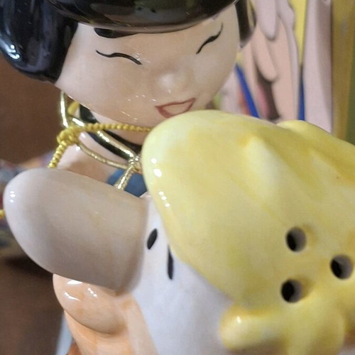 Flintstones Betty & Barney salt and pepper set new Westland