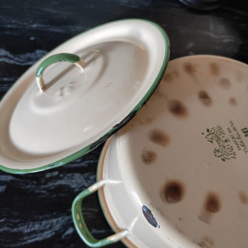 Vintage enamel pot with lid 16 cm used, beige with green details