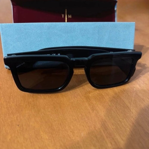 Tailor Made sunglasses like new, black