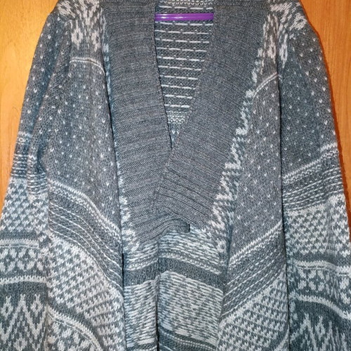 Celestino knitted cardigan olive like new, one size green