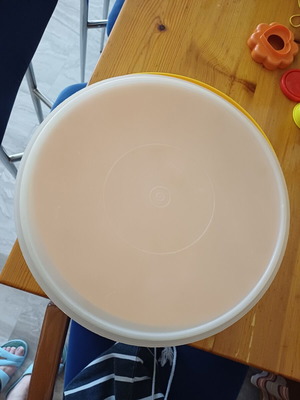 Tupperware Fix-N-Mix vintage bowl with lid, yellow, 6.2L