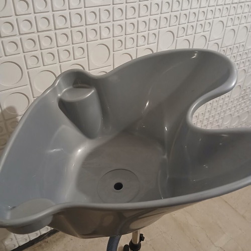 Professional Hair Washing Basin like new