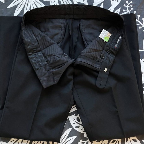 Black Andrews suit 48/M like new, regular fit