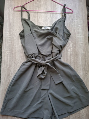 Chaton khaki one-piece jumpsuit like new with belt, size M