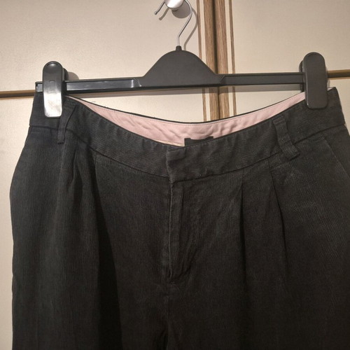 Women's black pants straight leg with cuffs like new