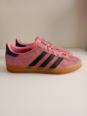 Adidas Gazelle women's shoes used, size 40, blue and pink
