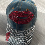 Modern cap with visor new