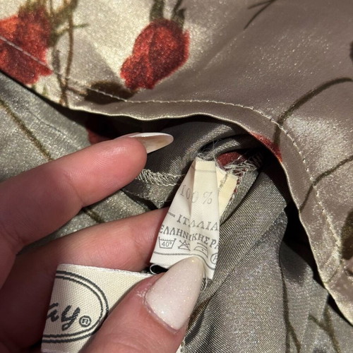 Satin women's short-sleeve blouse like new, size L, beige and red
