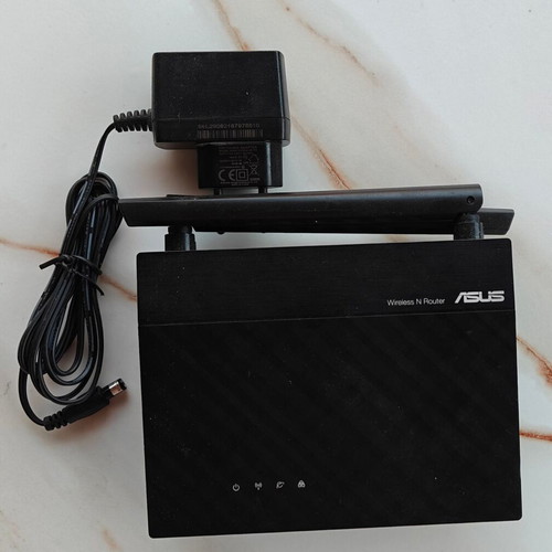 Asus RT-N12+ B1 Wireless Router N300 like new