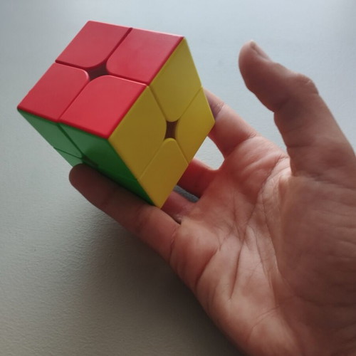GAN 2x2 Rubik's Cube with magnets and adjustment tools