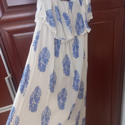 Maxi dress Toi&Moi large white with blue designs like new