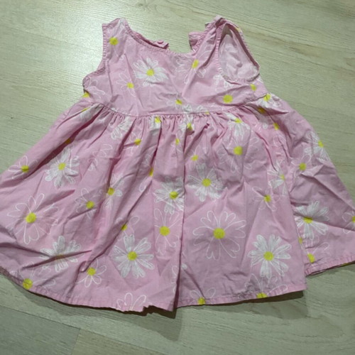 Baby dress 12-18 months like new
