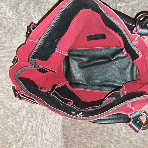 Axel shoulder bag black and grey, like new, with detachable strap