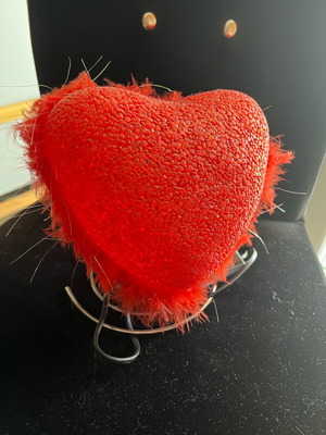 Table lamp red heart with feathers like new