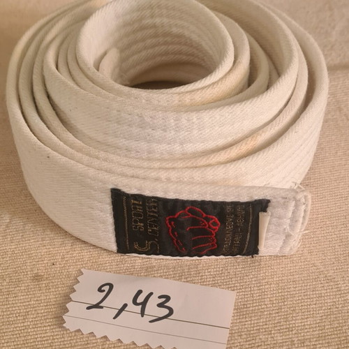 Taekwondo belt like new, very good condition