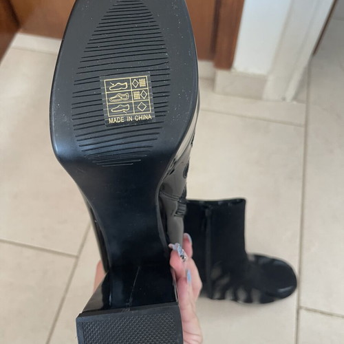 Black fire boots size 38