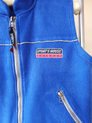 Sports House αμάνικη μπλούζα fleece μεταχειρισμένη, μέγεθος 10Υ, μπλε