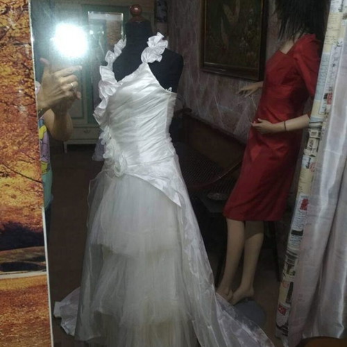 Wedding dresses new, unworn, sizes S-M, set of two