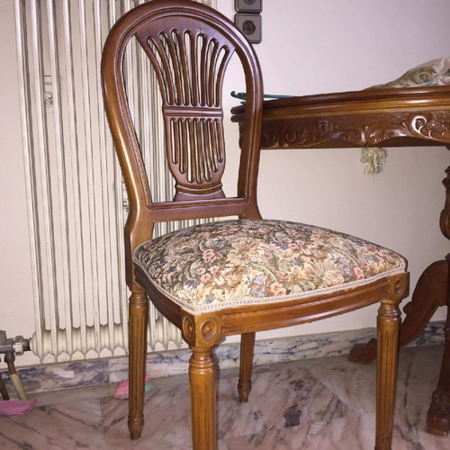 Wooden chair with very beautiful design