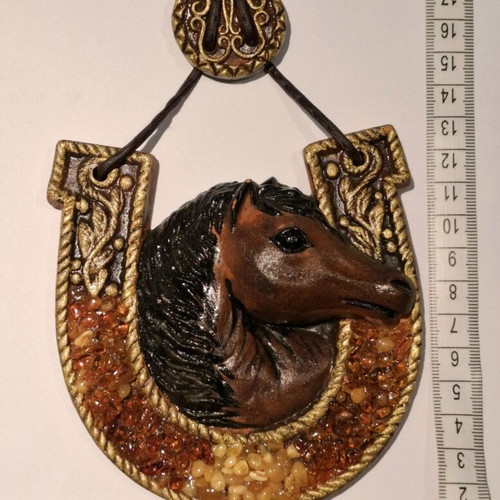 Horseshoe for good luck with natural Baltic amber new