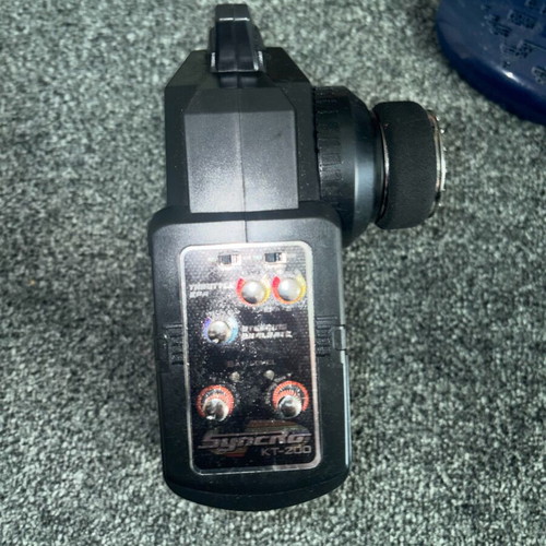 Kyosho Syncro remote control used in good condition