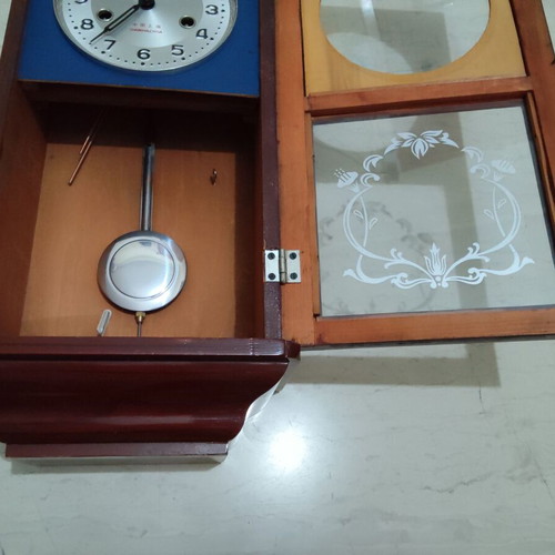 Wooden Vintage Wall Pendulum Clock