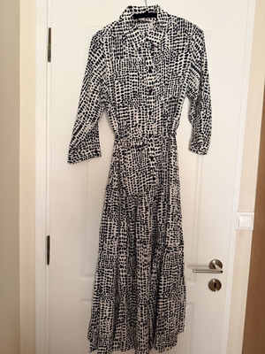 Zara long dress like new, black and white, size L