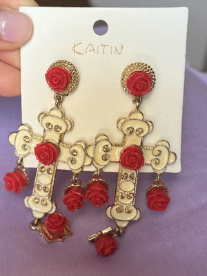 Earrings new, white and red floral cross design