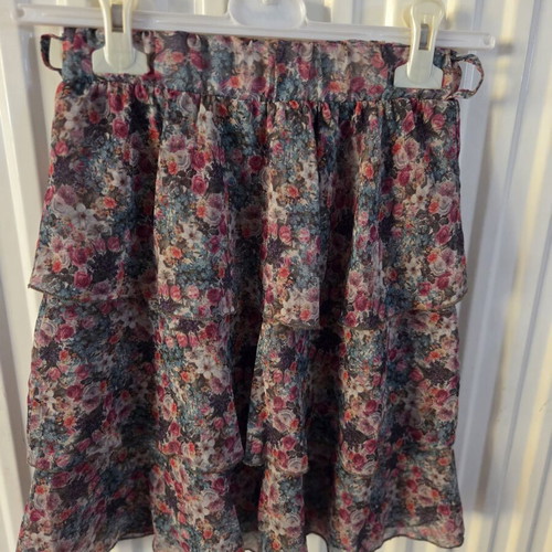 Mini floral skirt BSB like new, colorful, size XS
