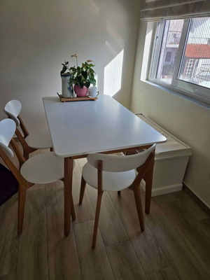 Jysk dining set with 4 chairs and bench used