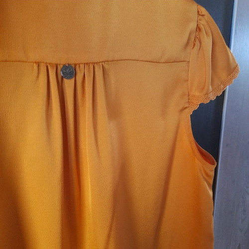 Kyara plus size blouse M yellow like new