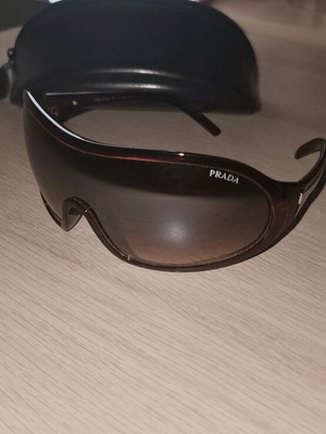Prada sunglasses used, brown and red